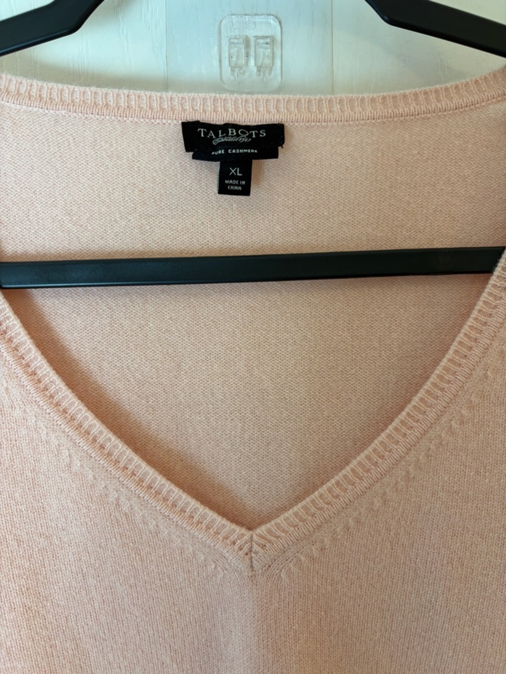 Talbots Pale Pink V-Neck Cashmere Sweater - Picture 2 of 3